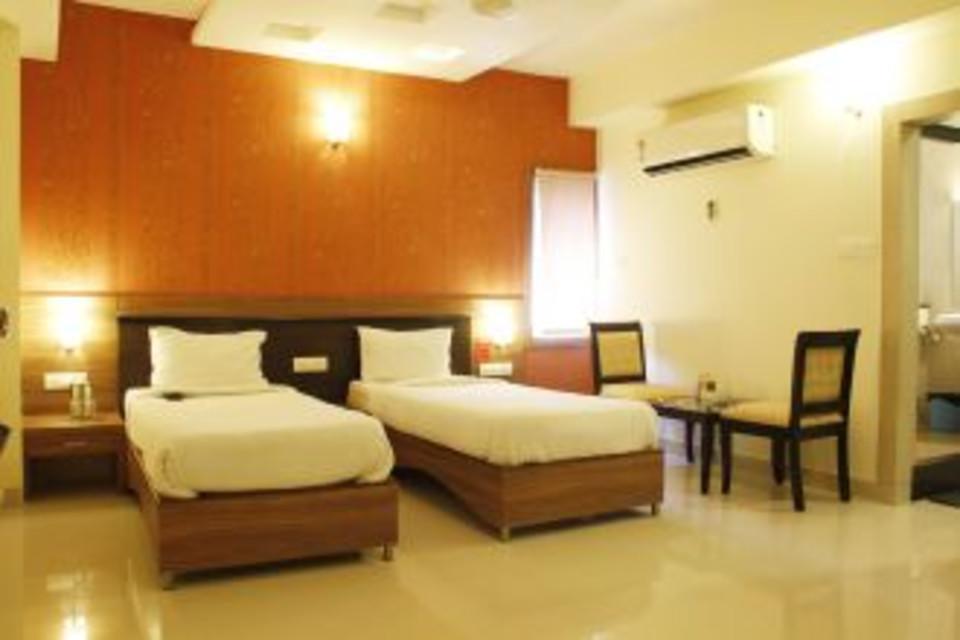 Hotel Shilpa Regency Kottārakara Exterior foto